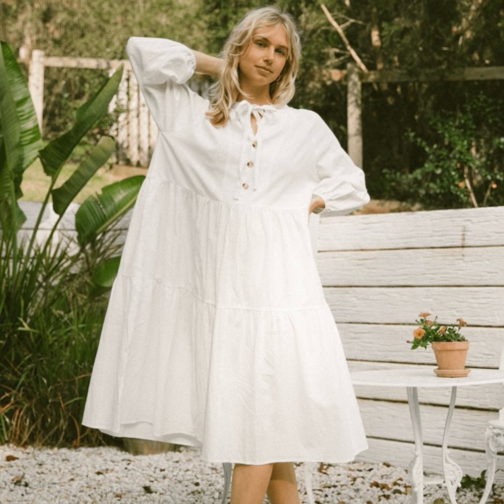 The Lullaby Club Maxi Avalon Smock Dress